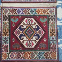 تعدادی پشتی و جاجیم