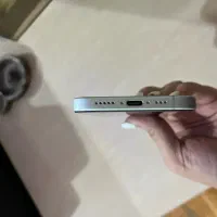 ایفون 16نرمال