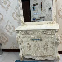 اینه کنسول در حد نو