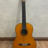 گیتار  Yamaha c70