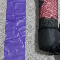 مت یوگا و کش پیلاتس و کش لوپ