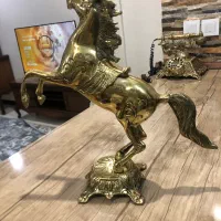 اسب برنز