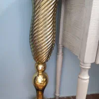 گلدان طلایی