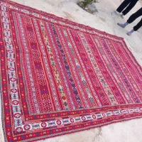 ورنی . فرش