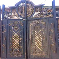در باغ.گاراژ.حیاط.پنجره.محافظ