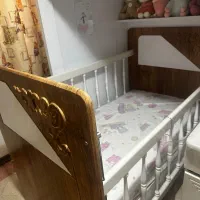 تخت و کمد برند آپادانا