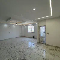 اپارتمان-سه-طبقه-دل-شهر-ویو-عالی