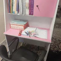 میز مخصوص مطالعه