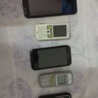 گوشی کارکرده نیاز به باطری و برخی تعمیر