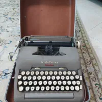 دستگاه تایپ آمریکایی