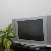 تلویزیون سامسونگ صفحه تخت 21اینچ کاملا سالم