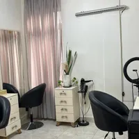 اجاره اتاق .میز ناخن .صندلی|اجارهٔ دفتر کار، اتاق اداری، مطب|تهران, چهارصد دستگاه|دیوار