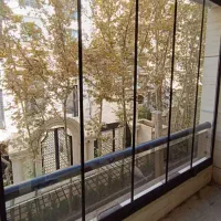 بالکن شیشه ای تاشو