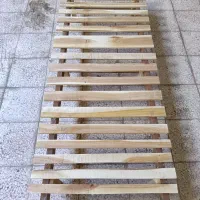 کفی تخت، زیر تختی