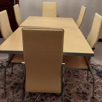 میز غذاخوری