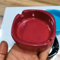 زیر سیگاری . جا سیگاری . سرامیکی .چینی .