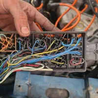 تعمیر و تعویض سیمکشی خودرو
