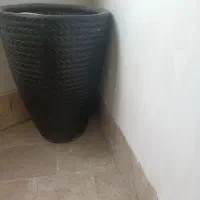گلدان مشکی