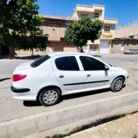 206 اس دی V8