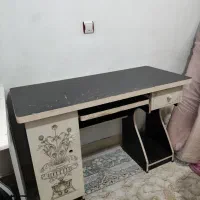 میز کامپیوتر