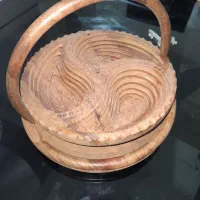شکولات خوری چوبی