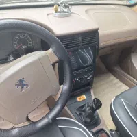 405 عروسک