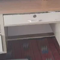 میز بزرگ محکم