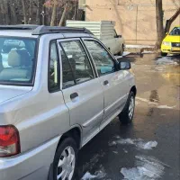 پراید ۱۳۲ نقره ای