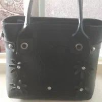 ۱عددکیف حاوی مدارک گم شده است