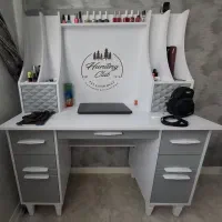 میز تحریر بسیار نو