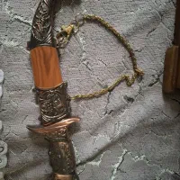چاقو دکوری قلاف دار کاملا نو و استفاده نشده