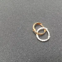 گشواره طلا حداقل ۳ گرم به قیمت تابلو و ۳ درصد