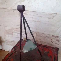 سه پایه شلنگ پایه نگهدارنده ی شلنگ