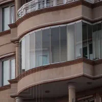 شیشه ریلی بالکن