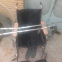 ویلچر وعصا