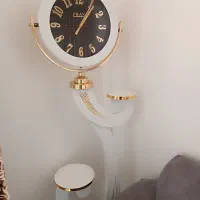 ساعت ایستاده