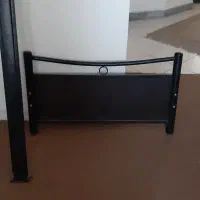 تخت فلزی یک نفره