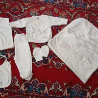 مجموعه (ست) لباس نوزادی
