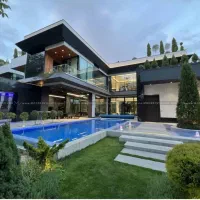 فروش ویلایی تاپ لوکیشن مناسب ساخت و ساز