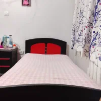 تخت نوجوان