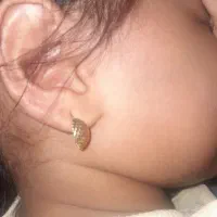 گوشواره بچگانه