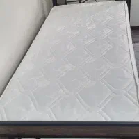تخت یک نفره