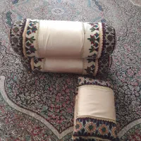 یک جفت متکا لوله ای ویک جفت متکا کتابی کوچک