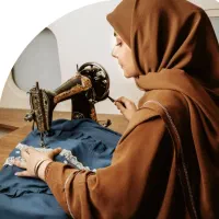 استخدام خیاط