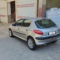 206 مدل 82 شاسی فنی سالم درحد
