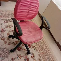 صندلی چرخان....