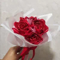 گل رز روبانی