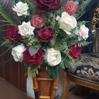 گل و گلدان کاملا نو وسالم