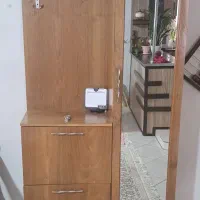 کمد و جاکفشی