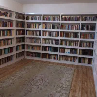 کتابخونه شخصیمو برای فروش گذاشتم